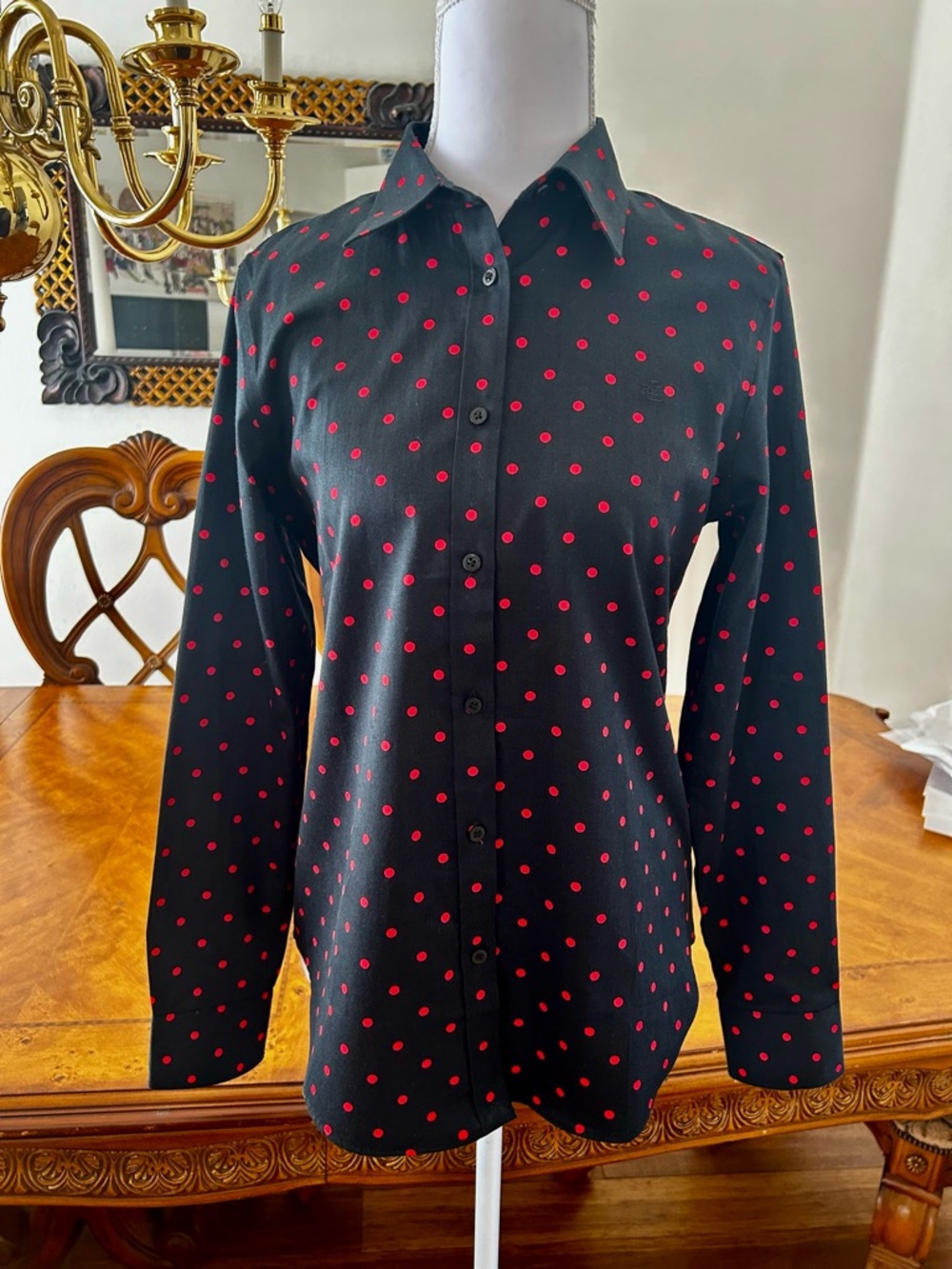 Ralph Lauren black Shirt .
Size Small